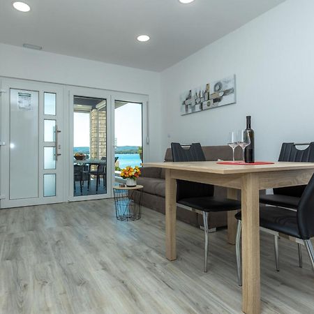 Apartments Maris Светі Филип-і-Яков Номер фото