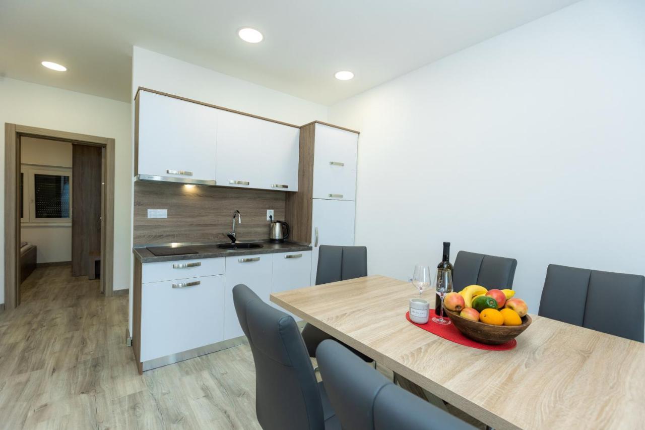 Apartments Maris Светі Филип-і-Яков Екстер'єр фото