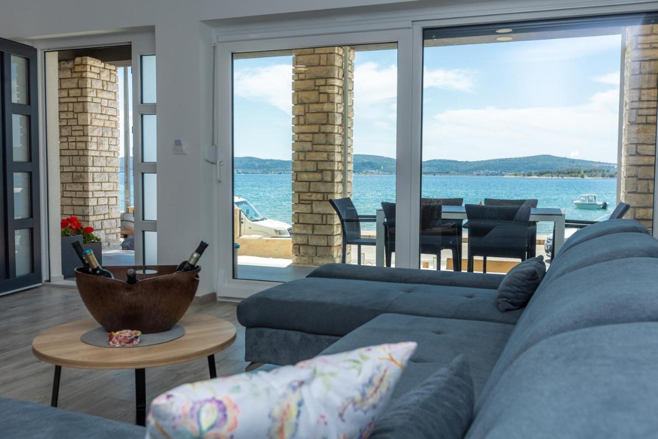 Apartments Maris Светі Филип-і-Яков Екстер'єр фото