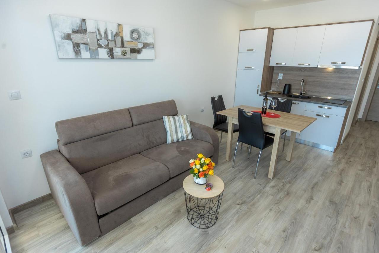 Apartments Maris Светі Филип-і-Яков Екстер'єр фото