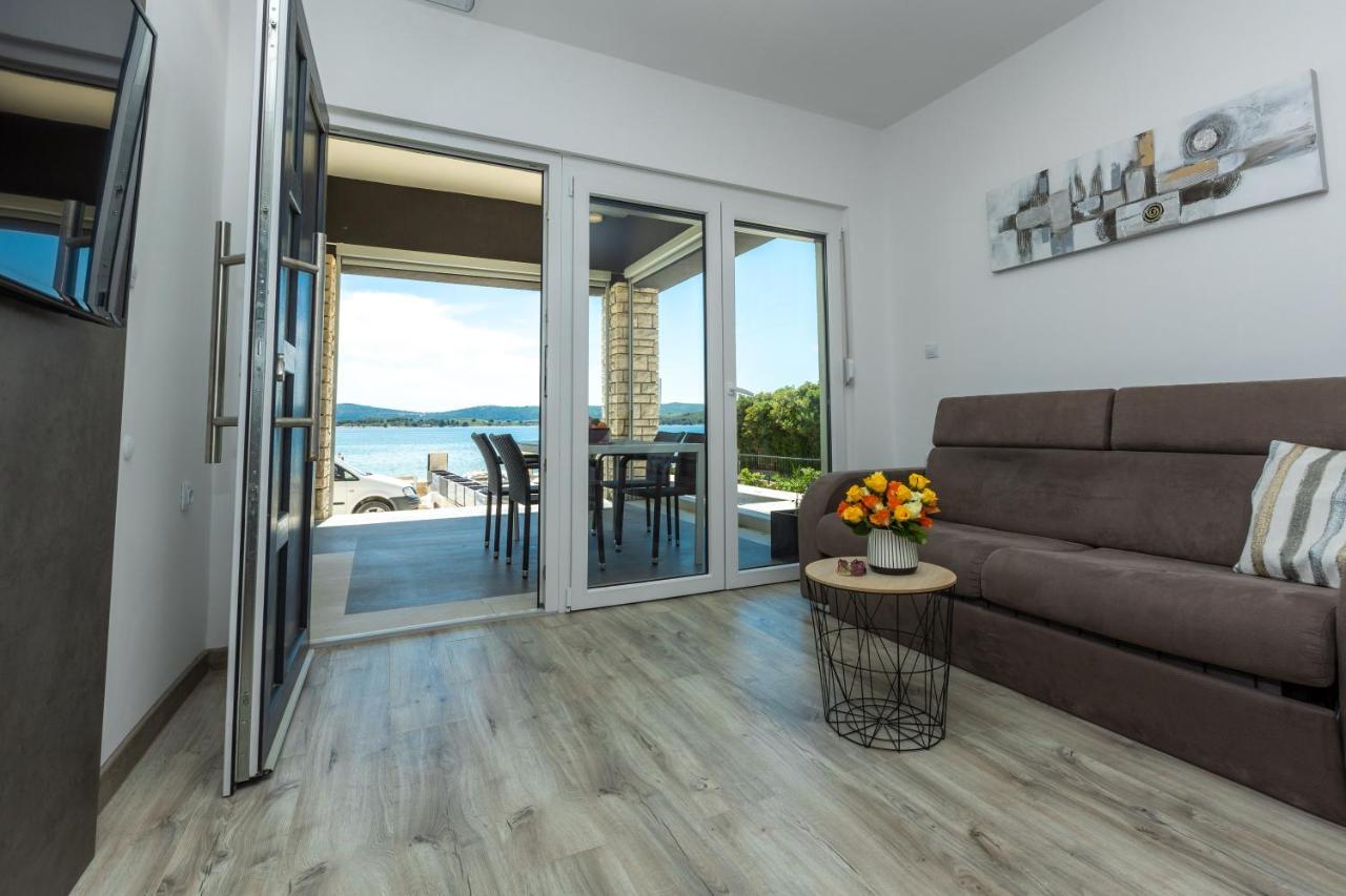 Apartments Maris Светі Филип-і-Яков Екстер'єр фото