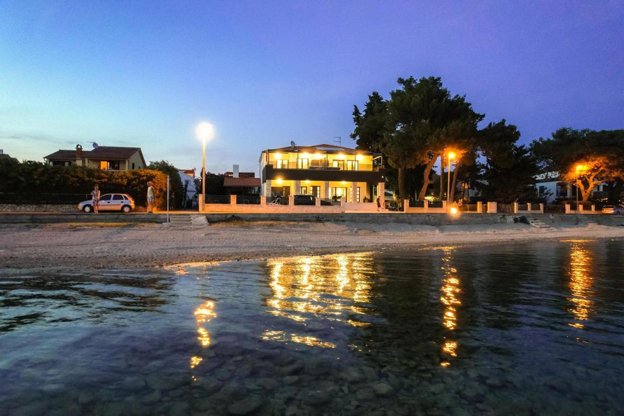 Apartments Maris Светі Филип-і-Яков Екстер'єр фото
